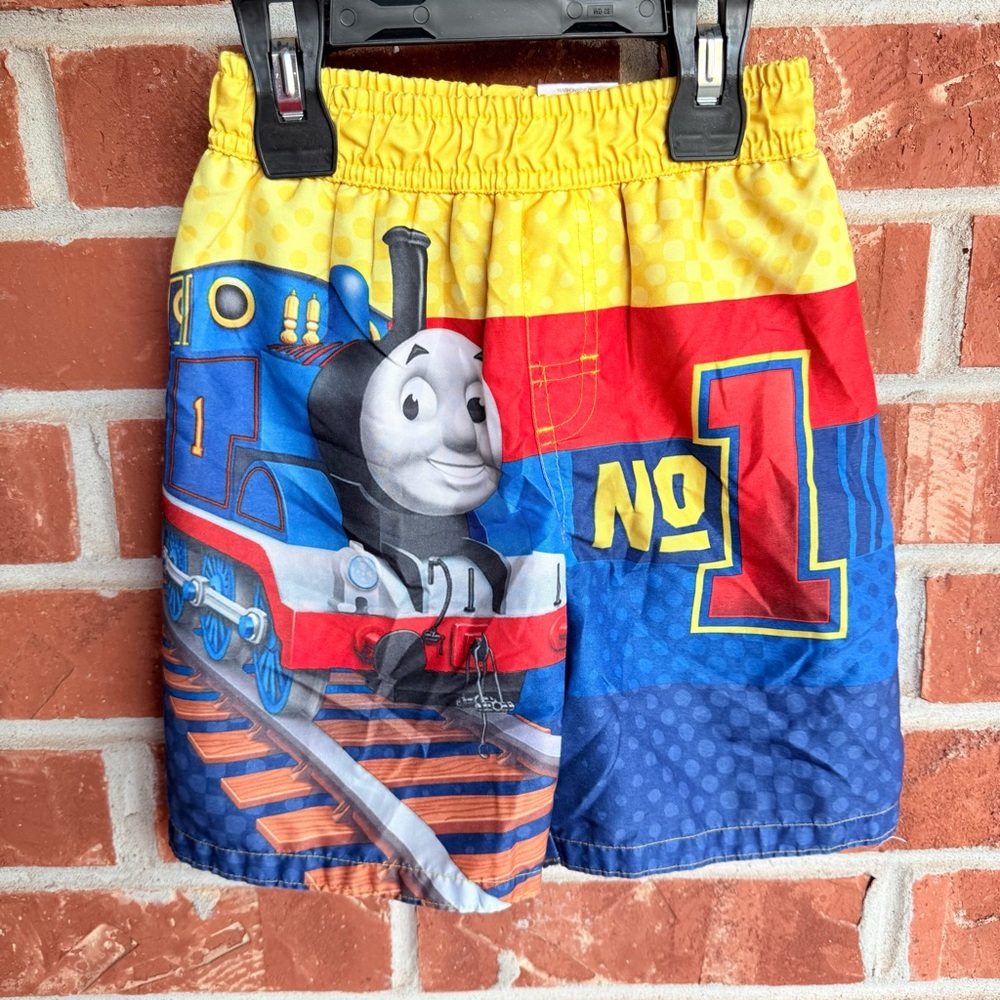 Thomas the Train multicoloured swim trunks Size 5 years